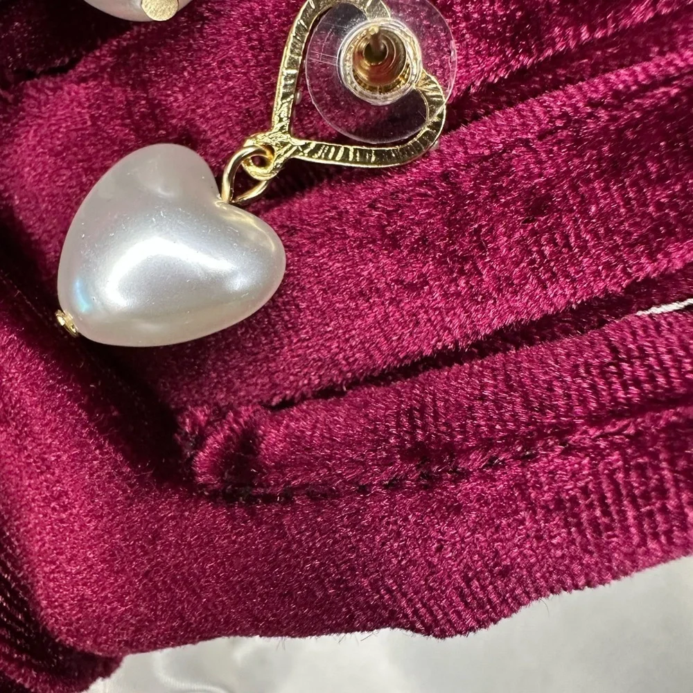 Unique Gold and White Heart Drop Earrings